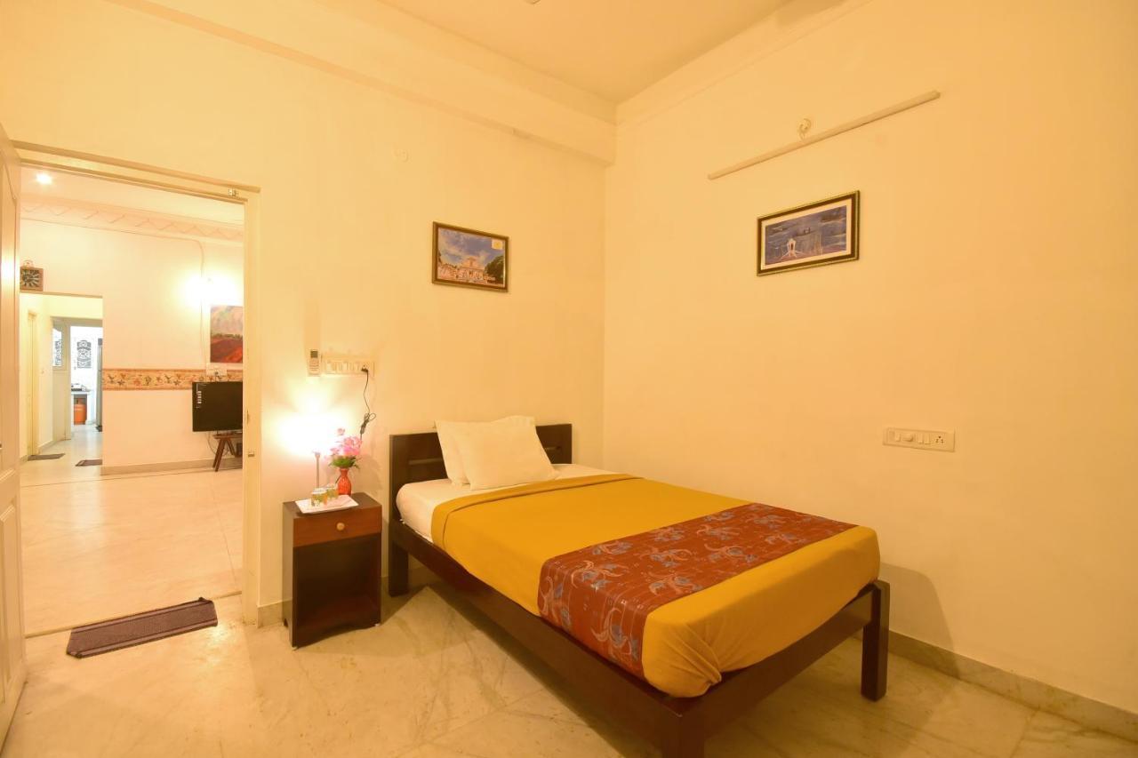 Bharathi Residhome Pondicherry Ngoại thất bức ảnh